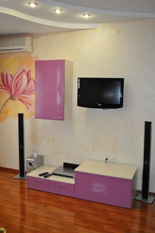 Apartment On Oleksandra Polia Avenue 110 Dnipro Exterior foto